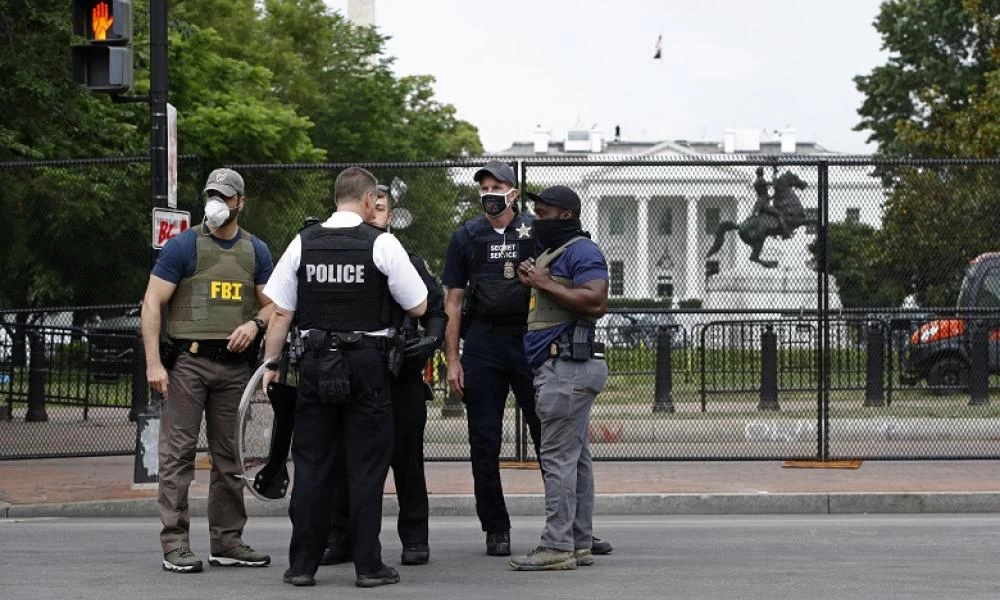 Αυτοκίνητο έπεσε πάνω σε διαδηλωτές στην Ουάσιγκτον – Δύο τραυματίες, ο ένας σοβαρά